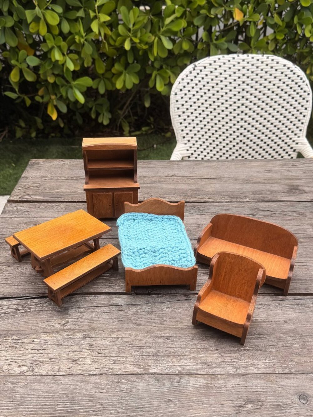 Vintage Lot of Wooden Dollhouse Furniture Bed Table Couch Hutch Chair Wood